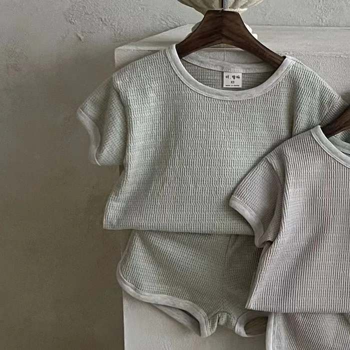 2026 New Baby Vintage Clothes Set Infant Solid Short Sleeve T Shirts + Shorts 2pcs Suit Summer Toddler Boy Girl Cotton Outfits