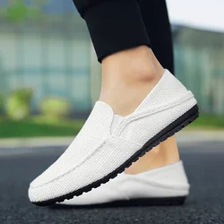 Nuevos zapatos de hombre, zapatos informales transpirables de cáñamo para conducir, mocasines suaves y cómodos, medias zapatillas planas a la moda de marca 2023