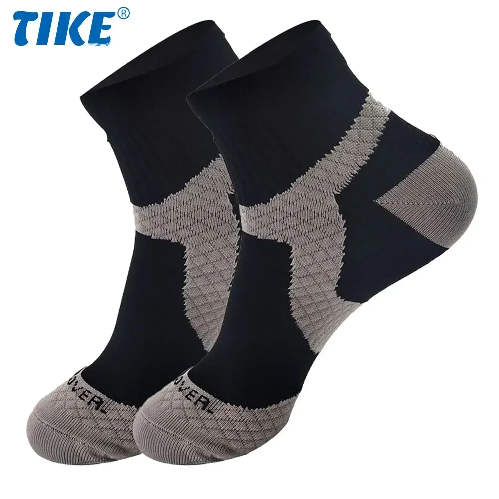 

1 Pair Sports Compression Running Sock for Men and Women, Cushioned Athletic Crew Socks with Arch Support for Athletic Running