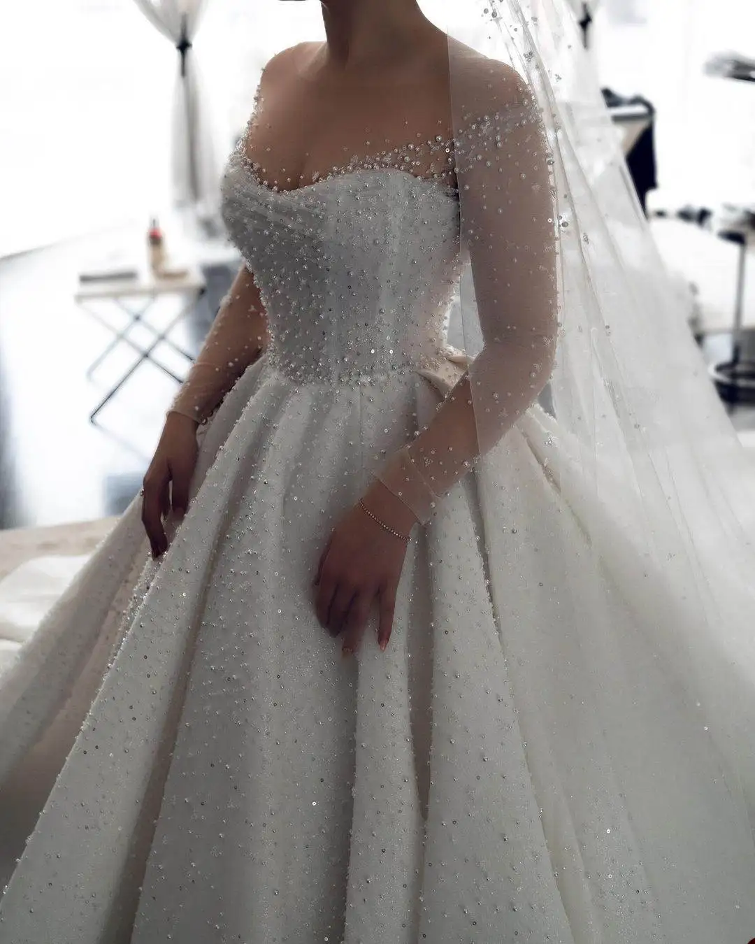 Gorgeous A Line Bride Gowns With Veil Pearls Sequins O Neck Wedding Dress Luxury Sweep Train Bridal Dresses Customized