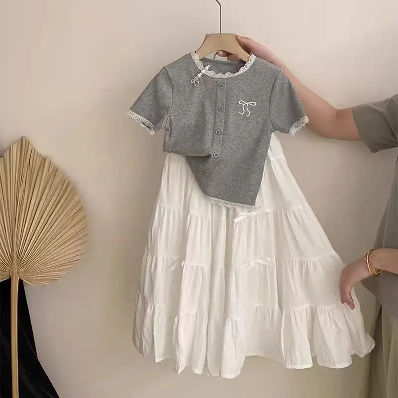 

Girls' Set Summer New Children's Lace Splicing Embroidered Top Solid Color Versatile Half Skirt 2-piece Set