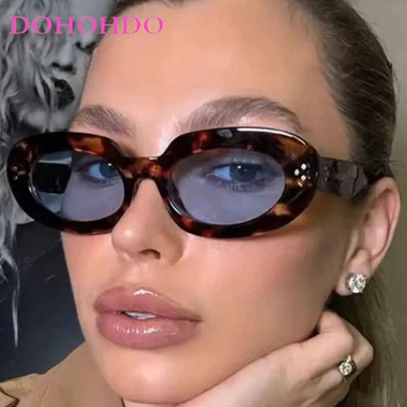 Modische Punk-Nieten Ovale Sonnenbrille Damen Trendy 2025 Luxus Designer-Brillen Herren Fahr- und Reisebrillen Unisex UV400 Lentes