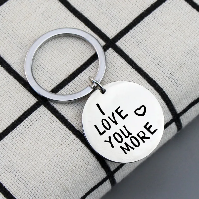 Fashion Jewelry Valentine Gift Keychain Engraved 'I Love You More' Couple Keyring Anniversary Boyfriend Girlfriend Gift Chaveiro