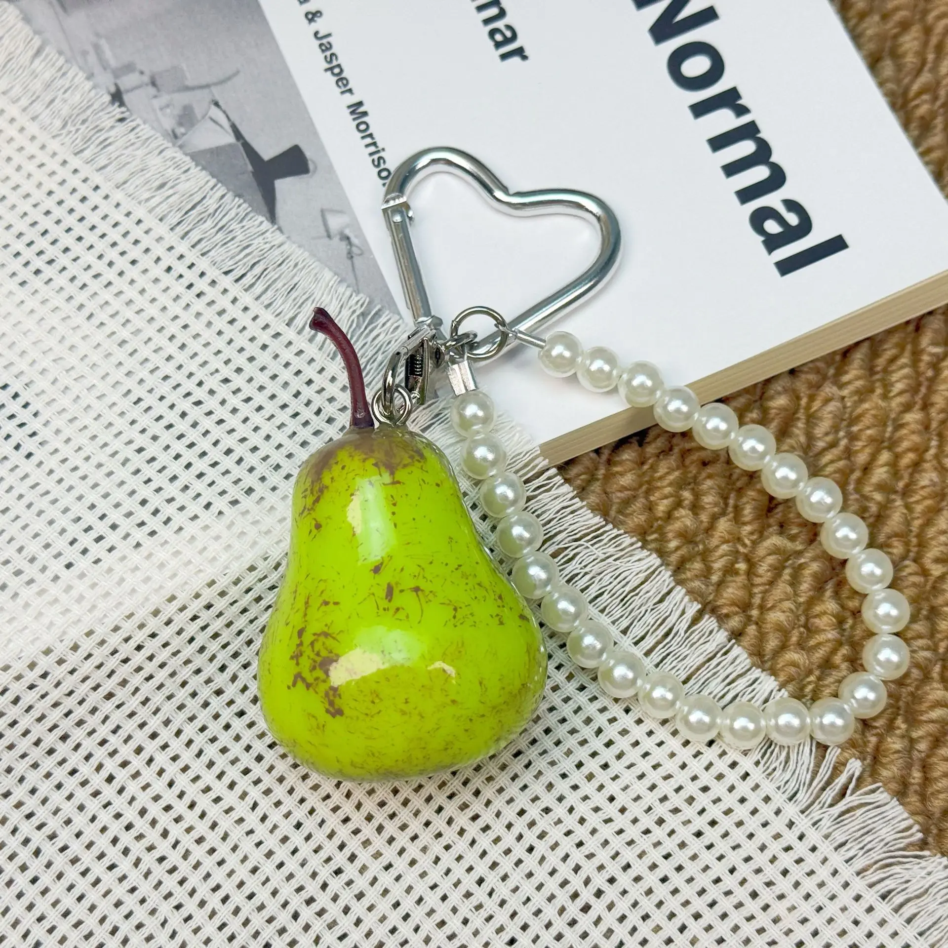 Realistic-Resin Fruit Key Chain Imitation-Pearl Lightweight Resin Bag Charm Durable-Metal Fruit-Themed Pearl Beaded Key Ring New