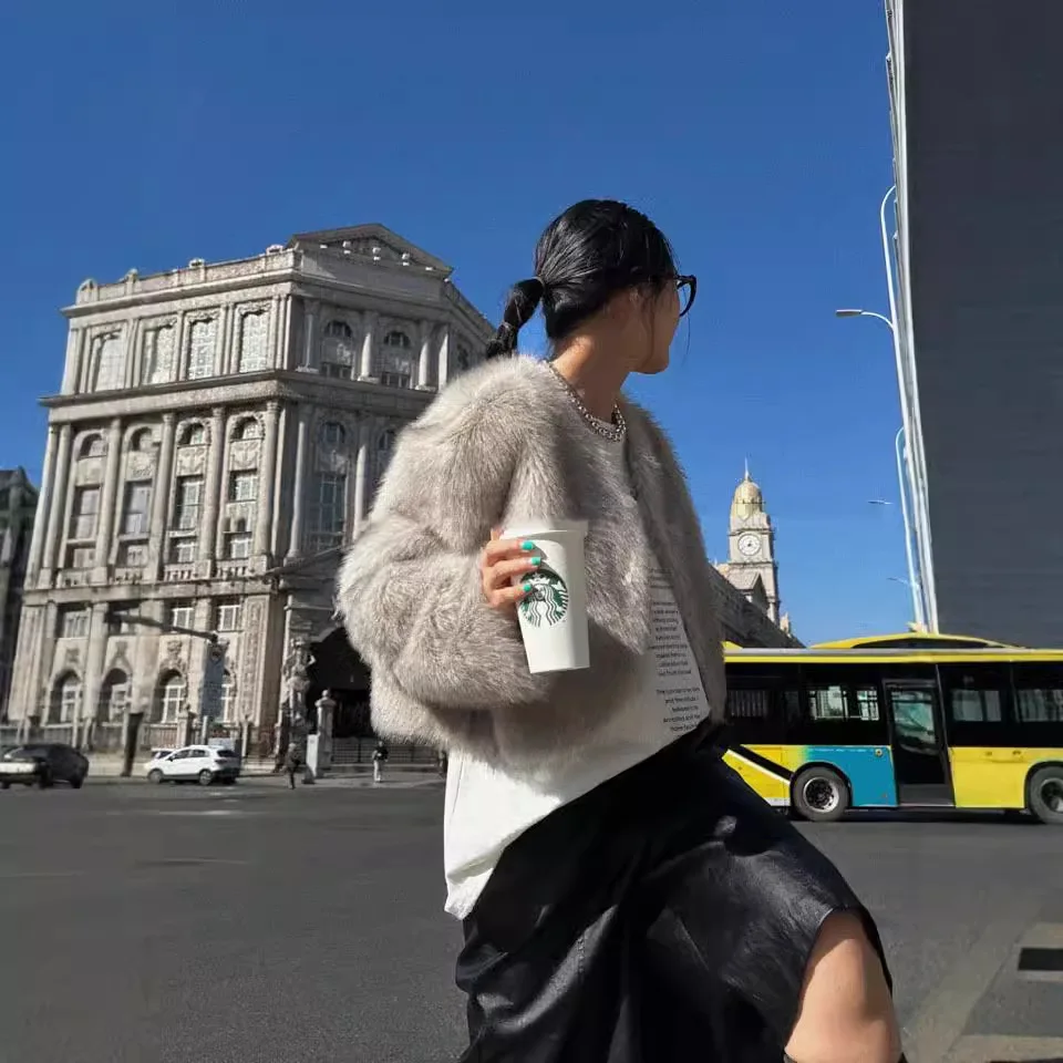 Faux Fur Coats Women Jackets Autumn Winter Short Coat Thick Warm Y2k Streetwear Elegant Jacket Open Stitch Outerwear 2025