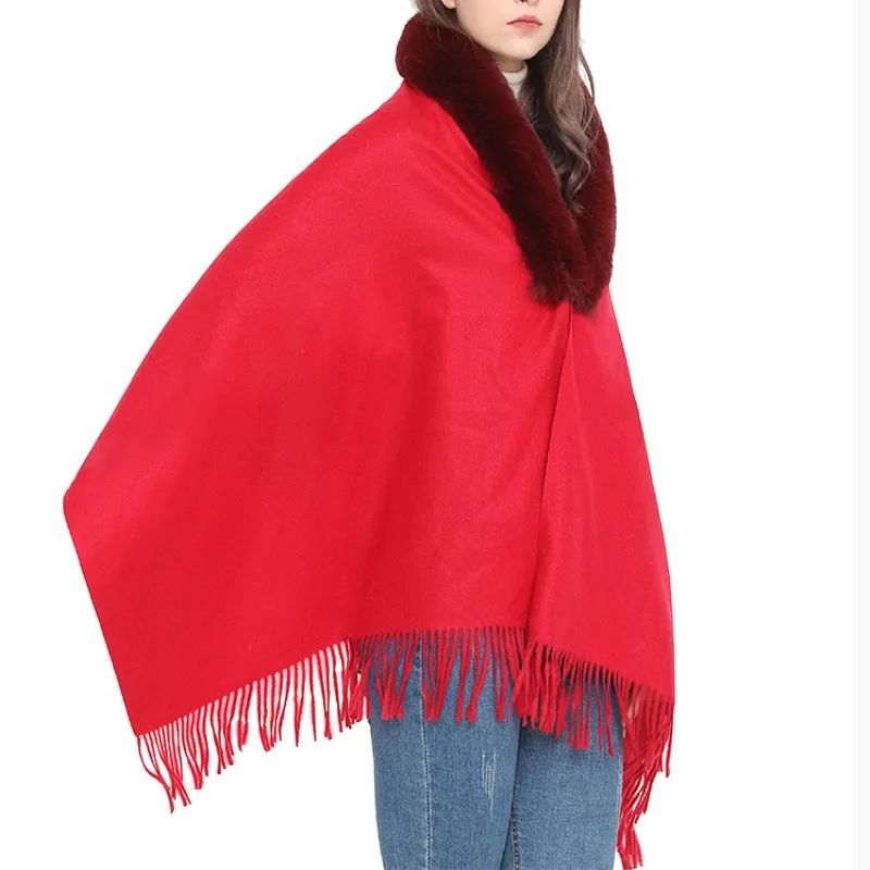 ฤดูใบไม้ร่วงเลียนแบบ Fur Cape ฤดูหนาวผ้าพันคอผู้หญิงผ้าคลุมไหล่แบบ Dual Ponchos Lady Capes เสื้อคลุมกาแฟ Cardigan