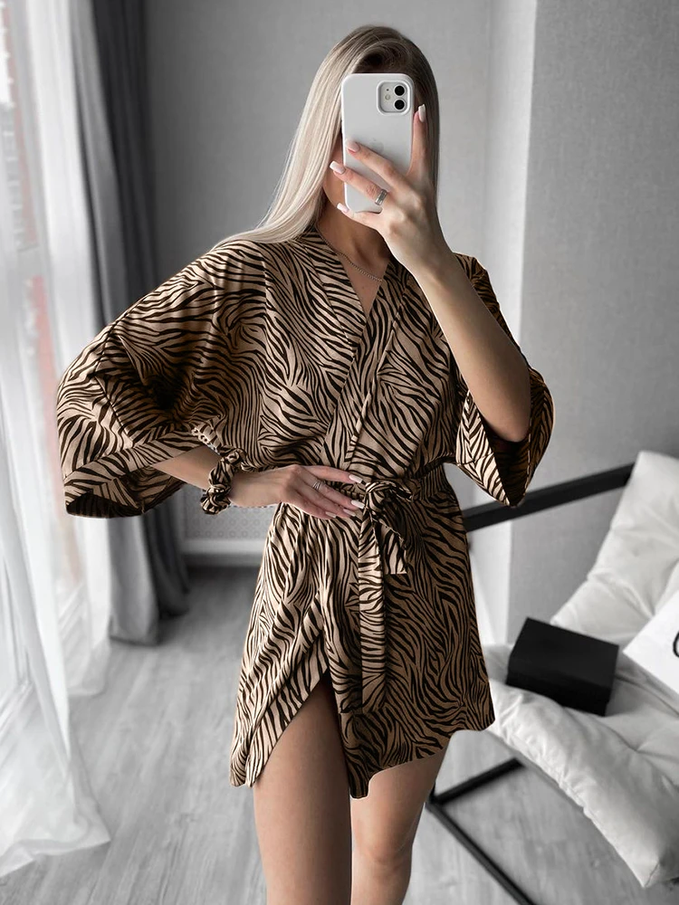 HiLoc Fashion V-Neck Print Robes Pajamas For Women 2024 Autumn Long Sleeve Lace-Up Sexy Sleepwears Party Loose Mini Robes Female