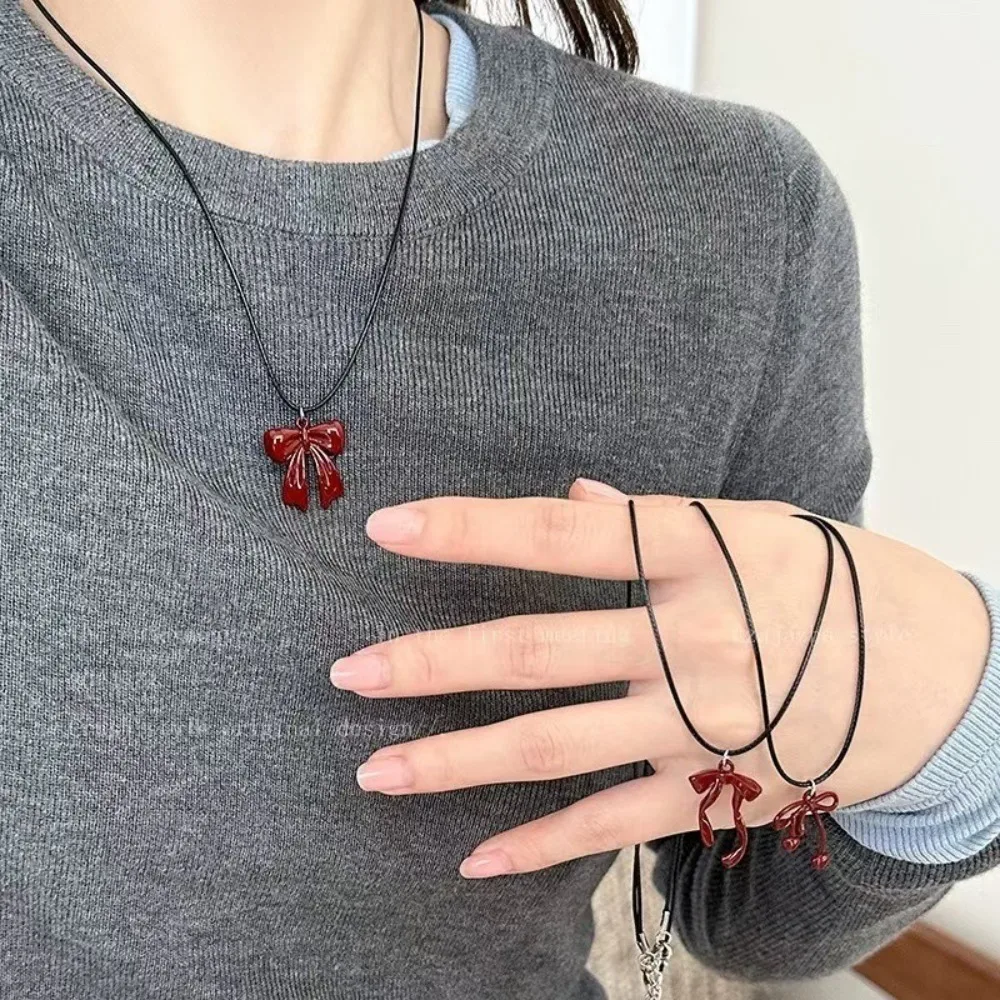 Simple Leather Rope Bowknot Pendant Necklaces Bow Creative Clavicle Chain Black Leather Rope Red Necklace For Women Girls