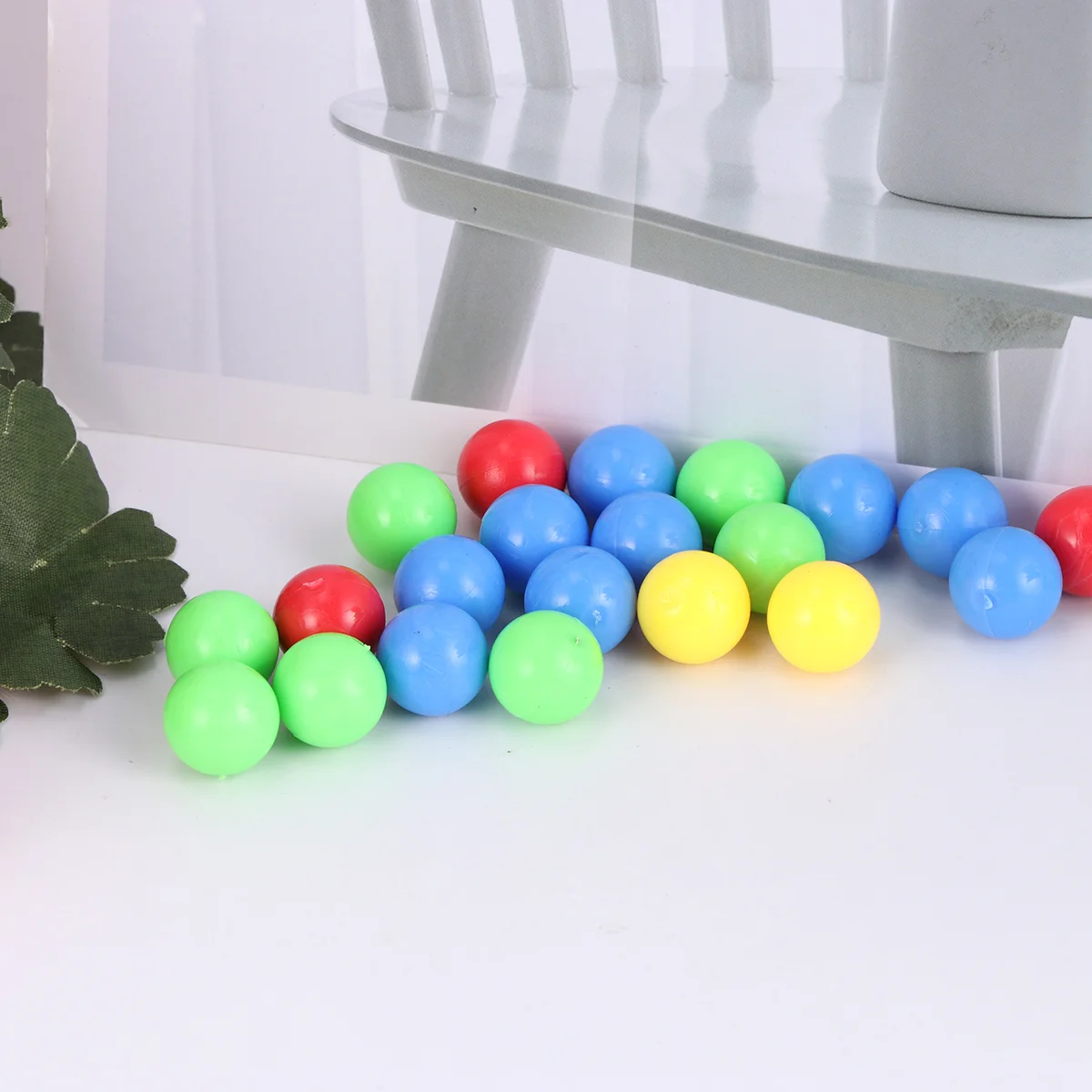 Game Replacement Balls Plastic Colorful Games Beads Compatible for Hungry Hippos Swallowing Beads Game Toy (Random Color)