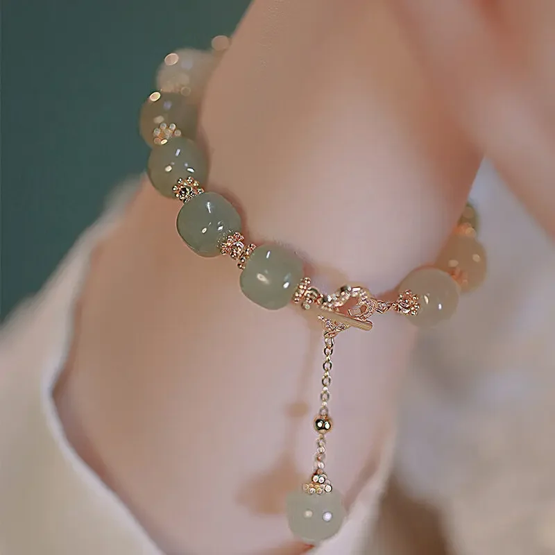 Exquisite Light Green Round Jade Bead Bracelet for Women Fashion Casual Dinner Party Jewelry Girls Gifts