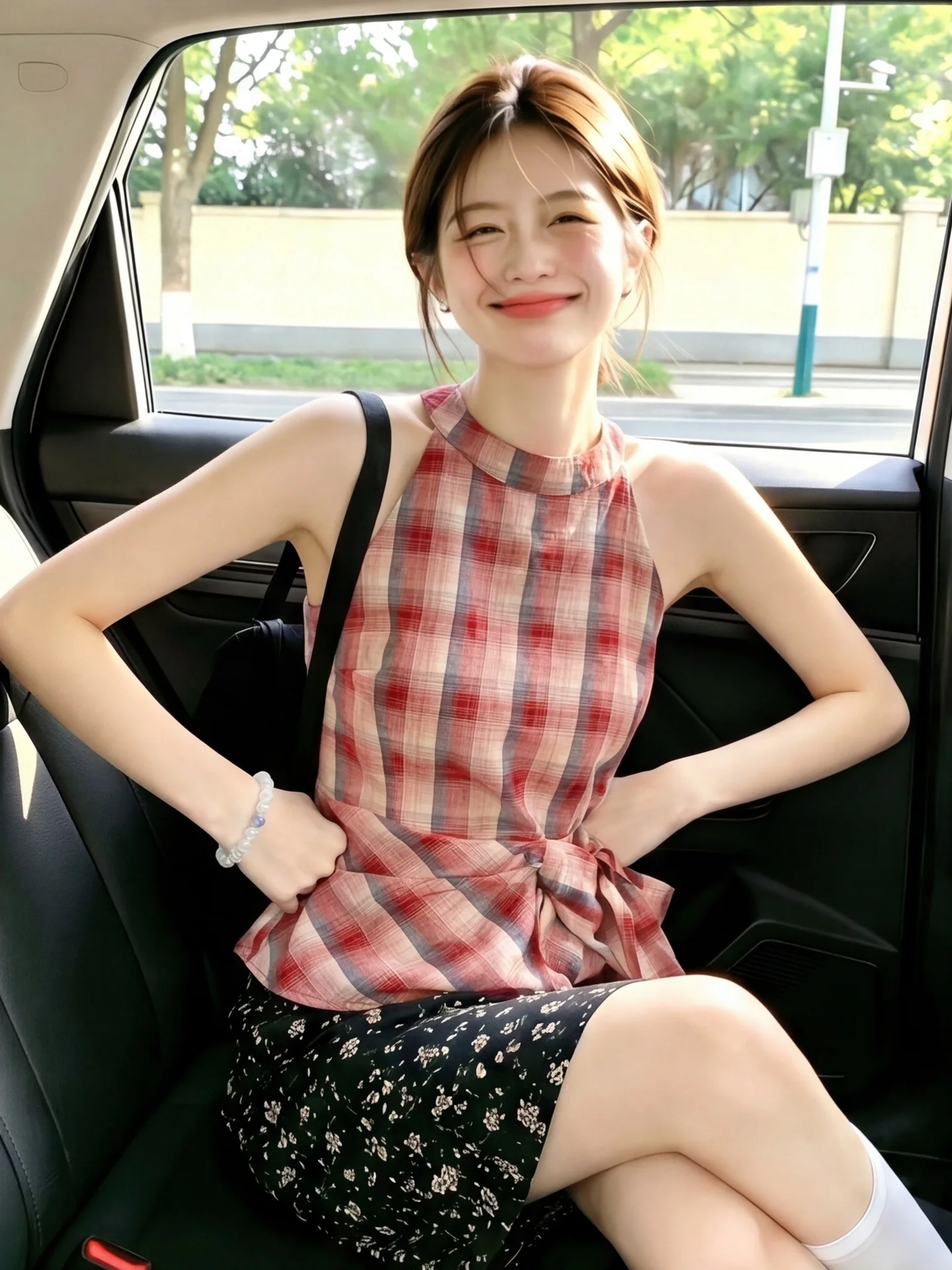 

Red Plaid Neck Hanging Sleeveless Vest Women's Summer New Sweet Spicy Girl Slimming Effectiveness Bindi Tie Backless Top