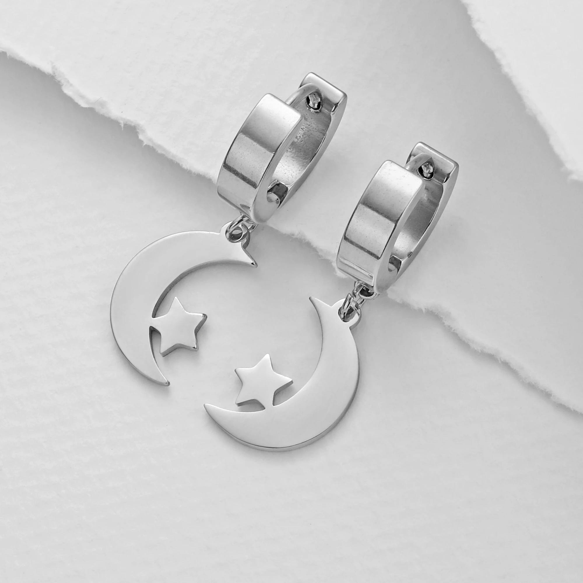 Kkjoy Edelstahl Neue Design Kette Hoop Ohrring Für Frauen Hohl Solide Stern Mond Anhänger Knorpel Ohrring Piercing Schmuck – Detail 5