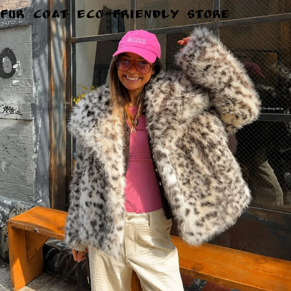 Woman Fau Fur Coat Cute City Style Short Length Relaxed Fit Eco Fur Coat Women's Winter Snap Closure Fall Winter Warm Casual