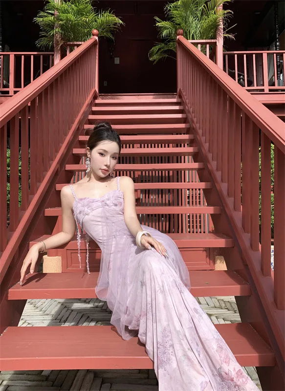 Temperamento francês super lindo vestido suspensor de malha roxa fada verão design sentido nicho férias à beira-mar saia longa