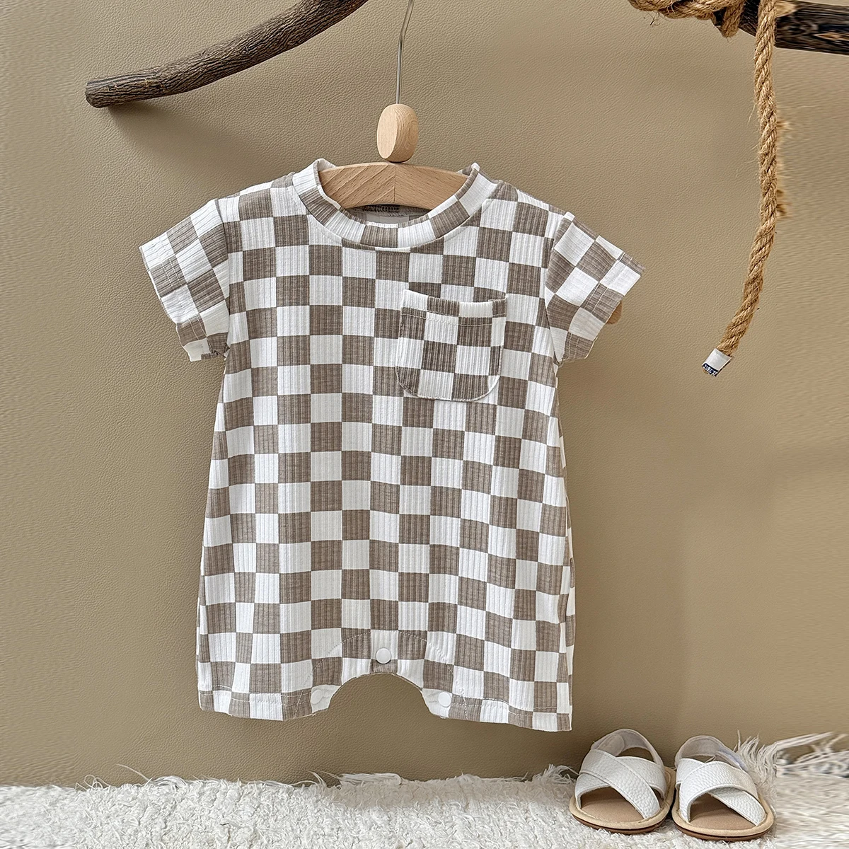 Newborn Baby Bubble Romper Short Sleeve Baby Bodysuits Summer Casual Checkerboard Print Cute Unisex Infant Clothing