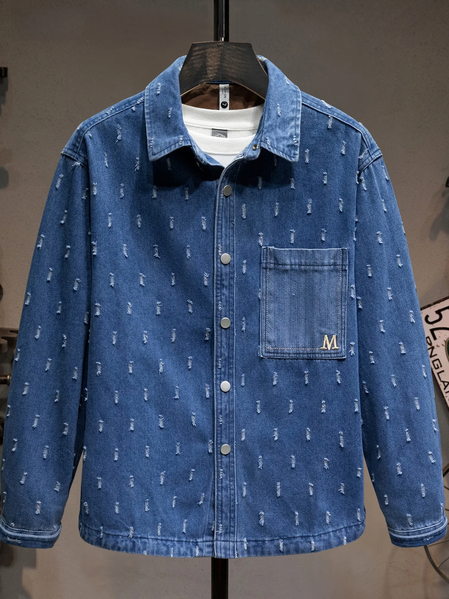 

Мужская свободная повседневная джинсовая рубашка из хлопка, новинка 2025 года, в американском стиле, с длинным рукавом, универсальная, плотная, модная