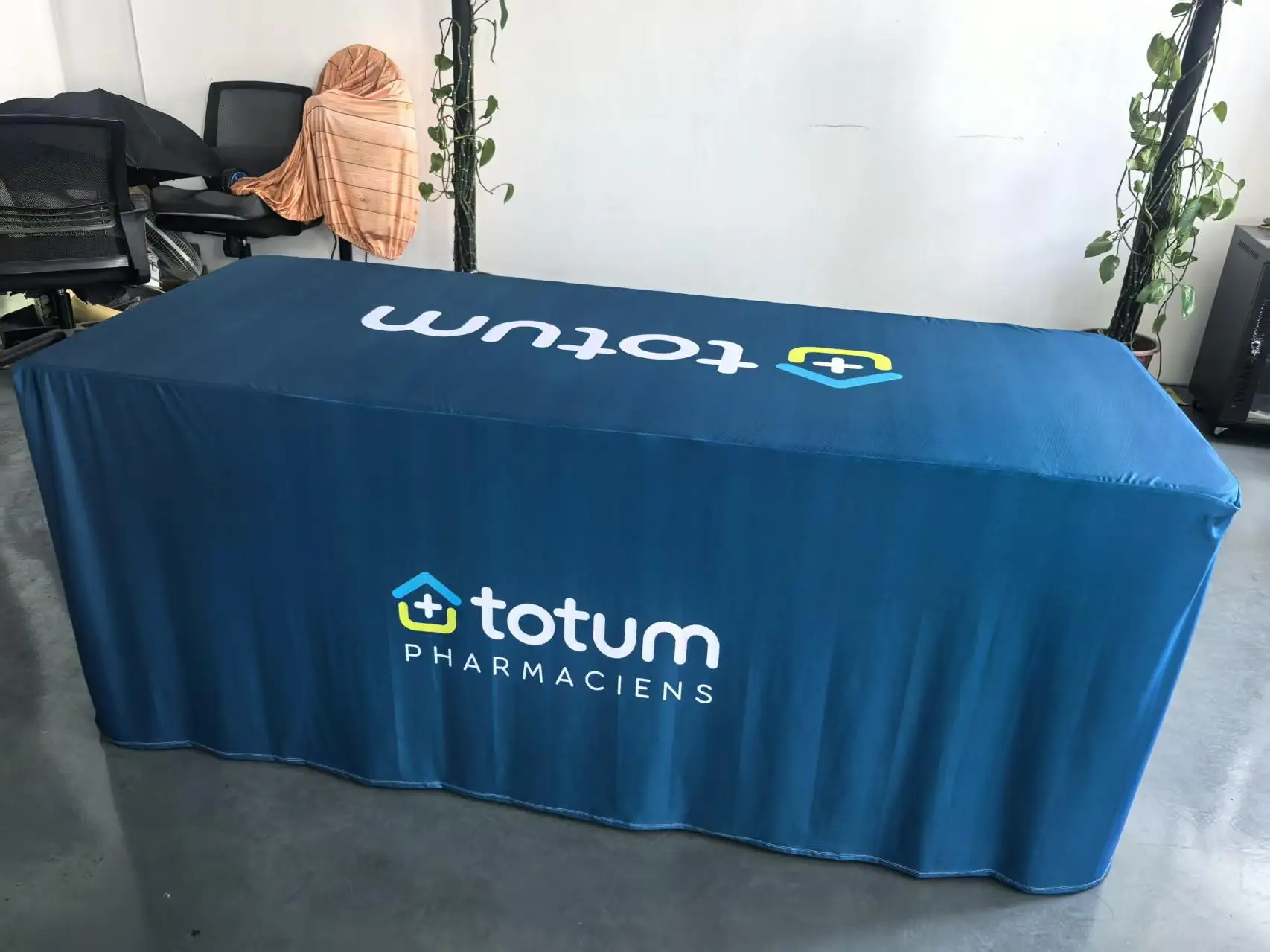 Custom Tablecloths with Your Logo Perfect for Businesses Trade Shows Vendor Booths Craft Fairs Pop-up Shops Weddings Conferences