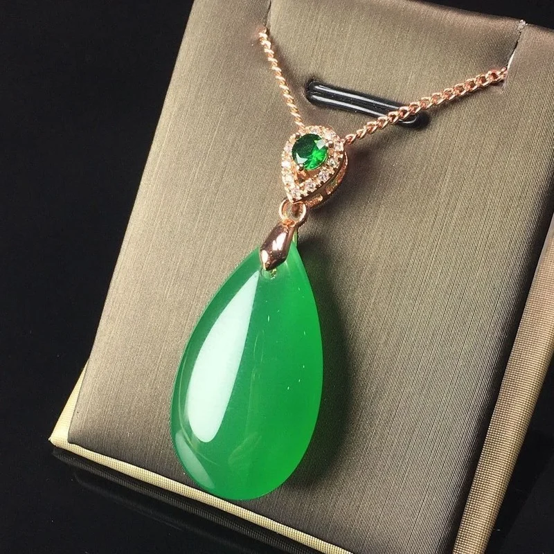 

Natural Green Chalcedony Drop Pendant Jade Jasper Clavicle Chain Agate Necklace Women Men