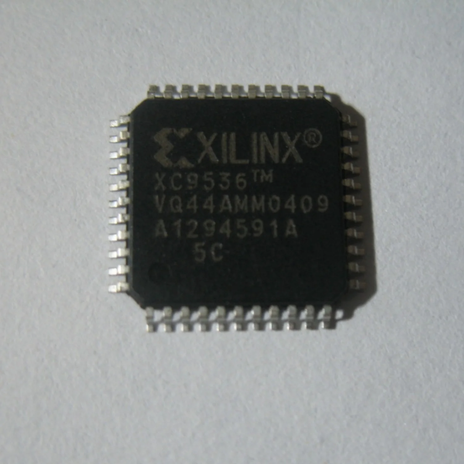 1~10pcs/lot XC9536-5VQ44C XC9536-5VQG44C QFP-44 100% Brand New Original