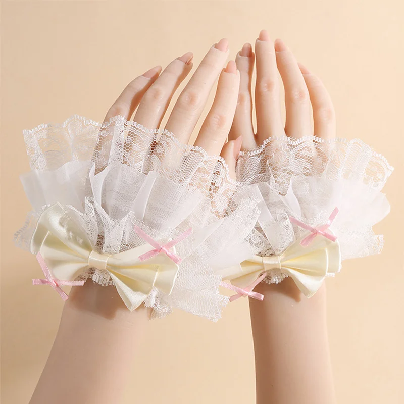 Рисунок 5 - Кружевной браслет в стиле Лолиты