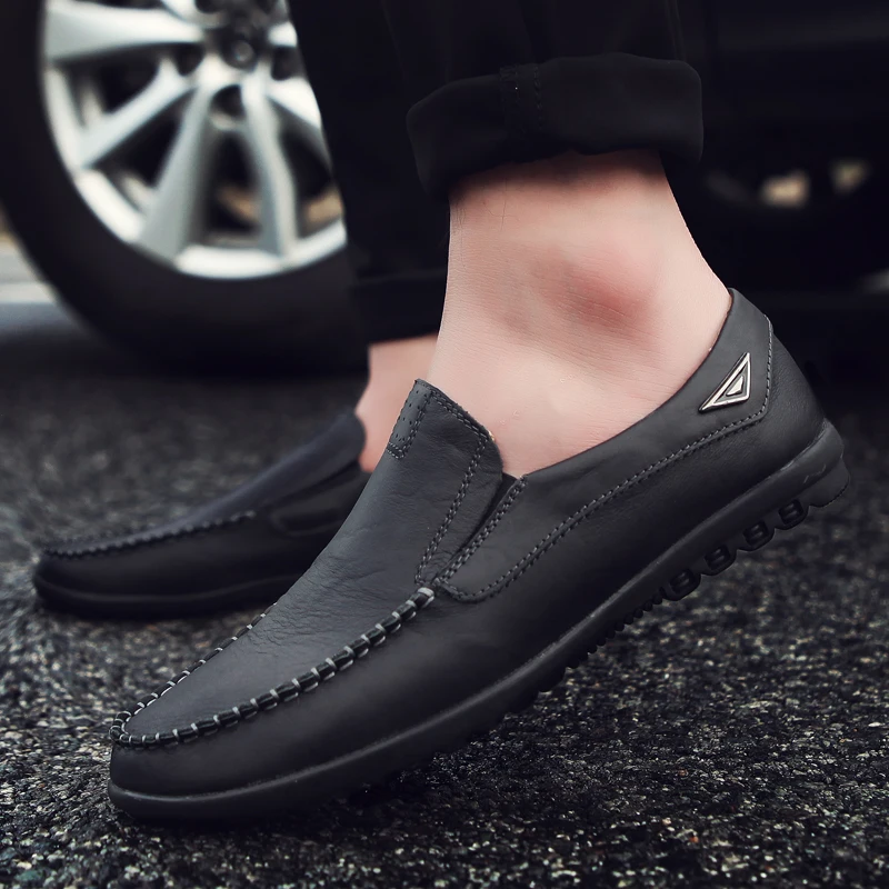 Genuine Leather Men Shoes Casual Luxury Brand 2022 Italian Mens Loafers Moccasins Breathable Slip on Boat Shoes Plus Size 37-47