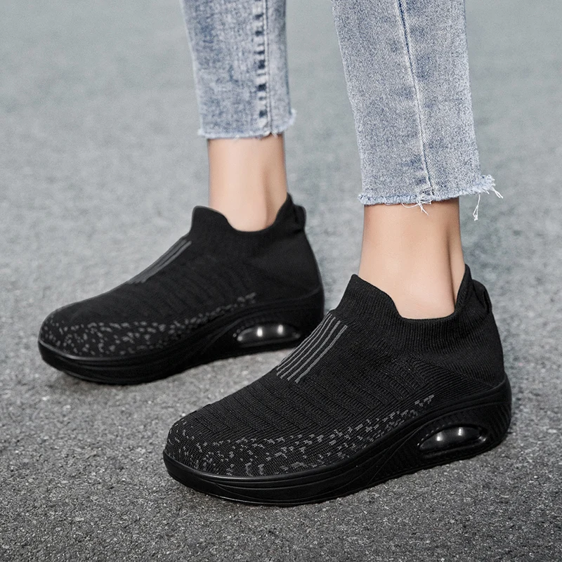 

Women's Large Size Breathable Mesh Walking Shoes Lightweight Fitness Casual Sports Loafers Low Heel Comfort Spring Autumn