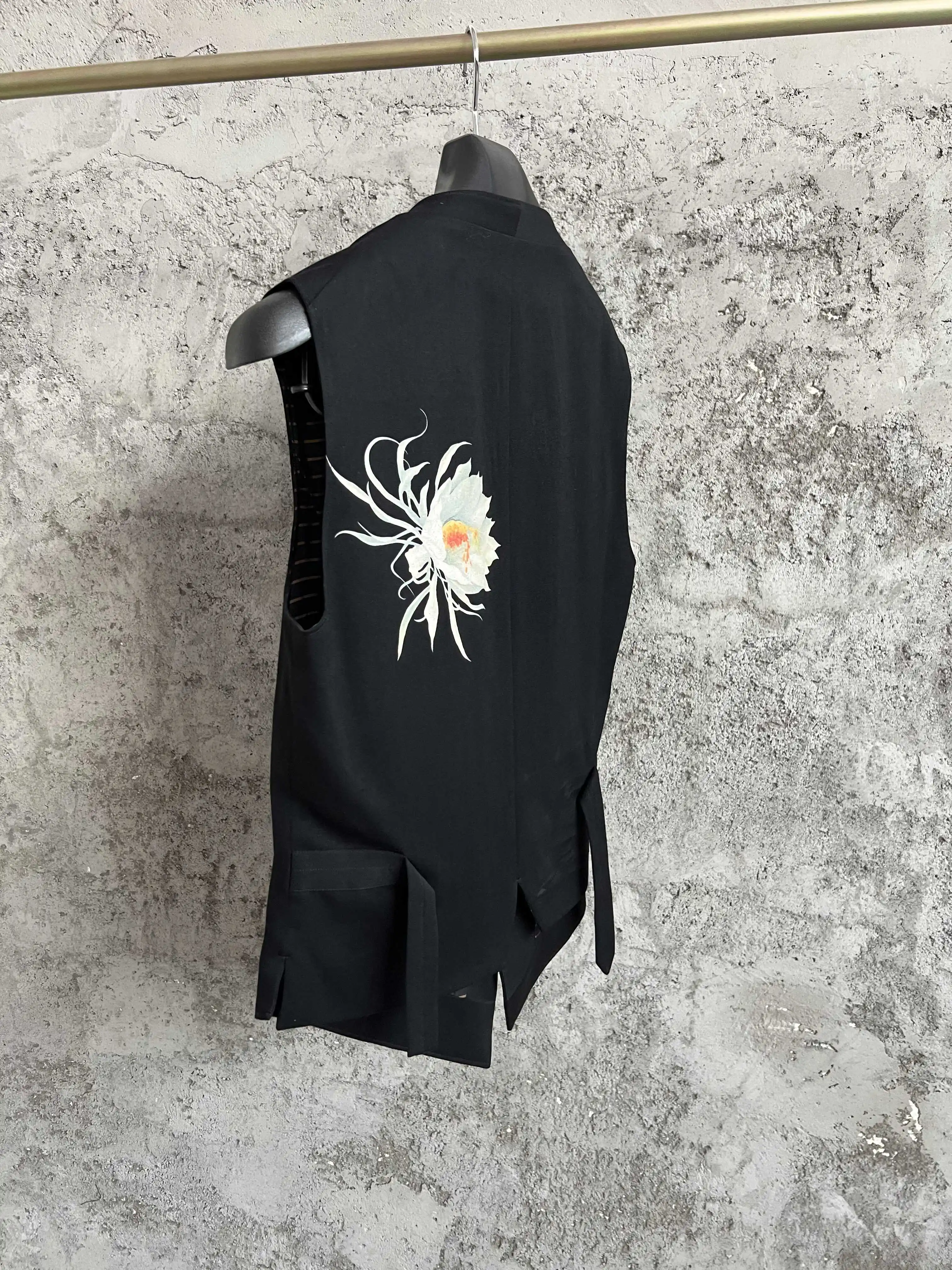 صدرية ذات تصميم أصلي داكن مصبوغة بالزهور المزهرة ليلاً وصدرية واحدة بطبقة مزدوجة #5