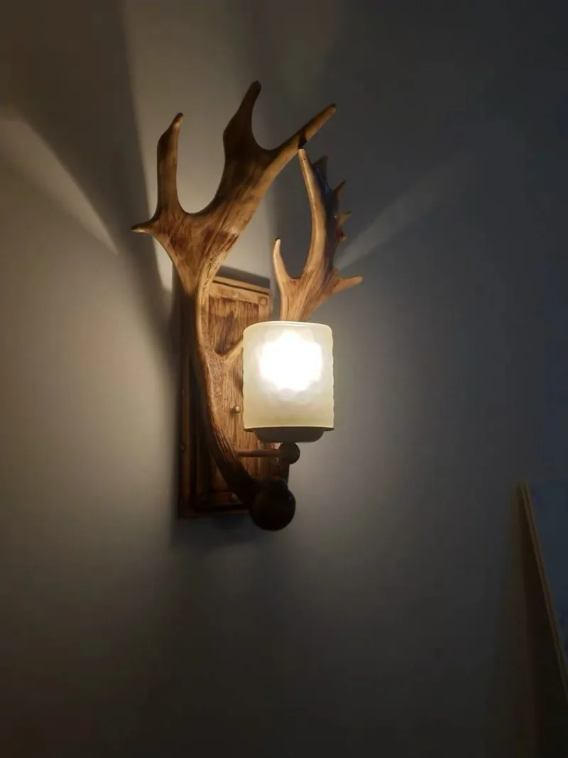 New Retro Deer Horn Wall Lamp Living Room Bar Creative Deer Decoration Wall Lamp Hallway Bedroom Dining Room Dining Lighting