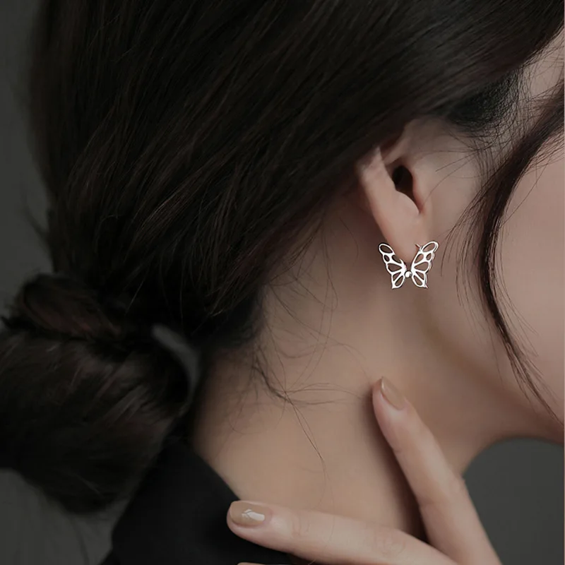 Cute Romantic Butterfly Hoop Earrings For Women Simple Style Hollow Small Animal Trendy Female Piercing Earring Accessories