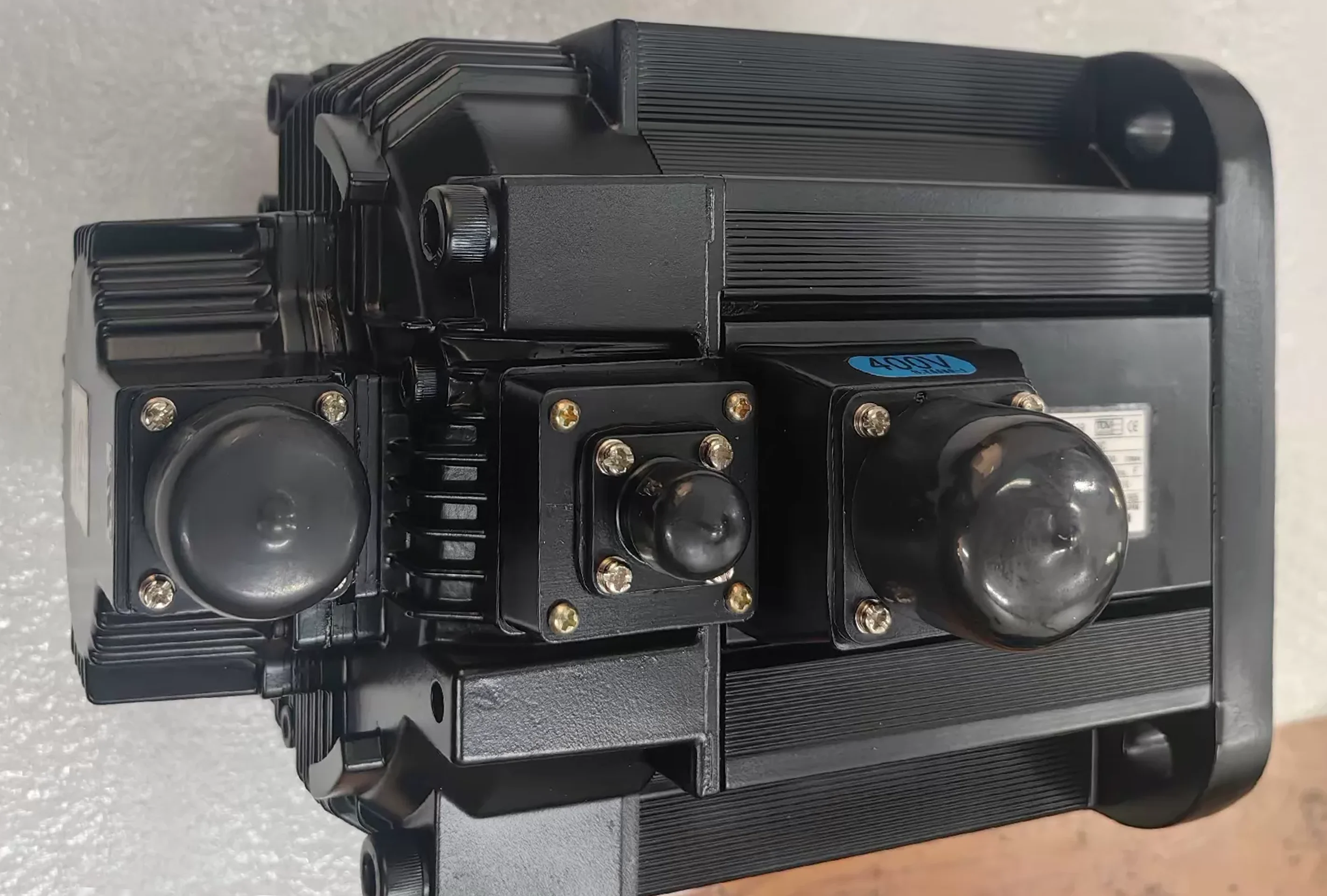 SGMGH-30DCA6C Brand New Servo Motor Original Genuine，Fast shipping，SGMGH 30DCA6C