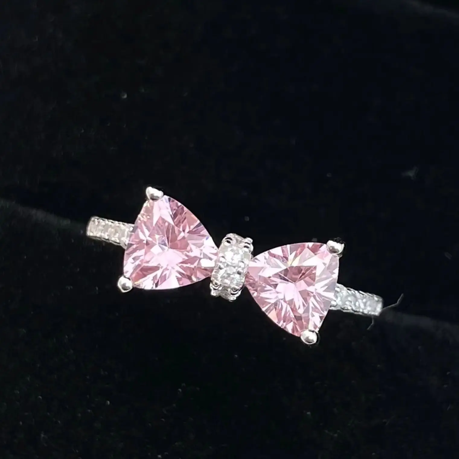 MINWEEN Vintage Designer Bow Ring for Women 925 Sterling Silver with 5.6mm Pink Lab Diamond Luxury Wedding Engagement Ring