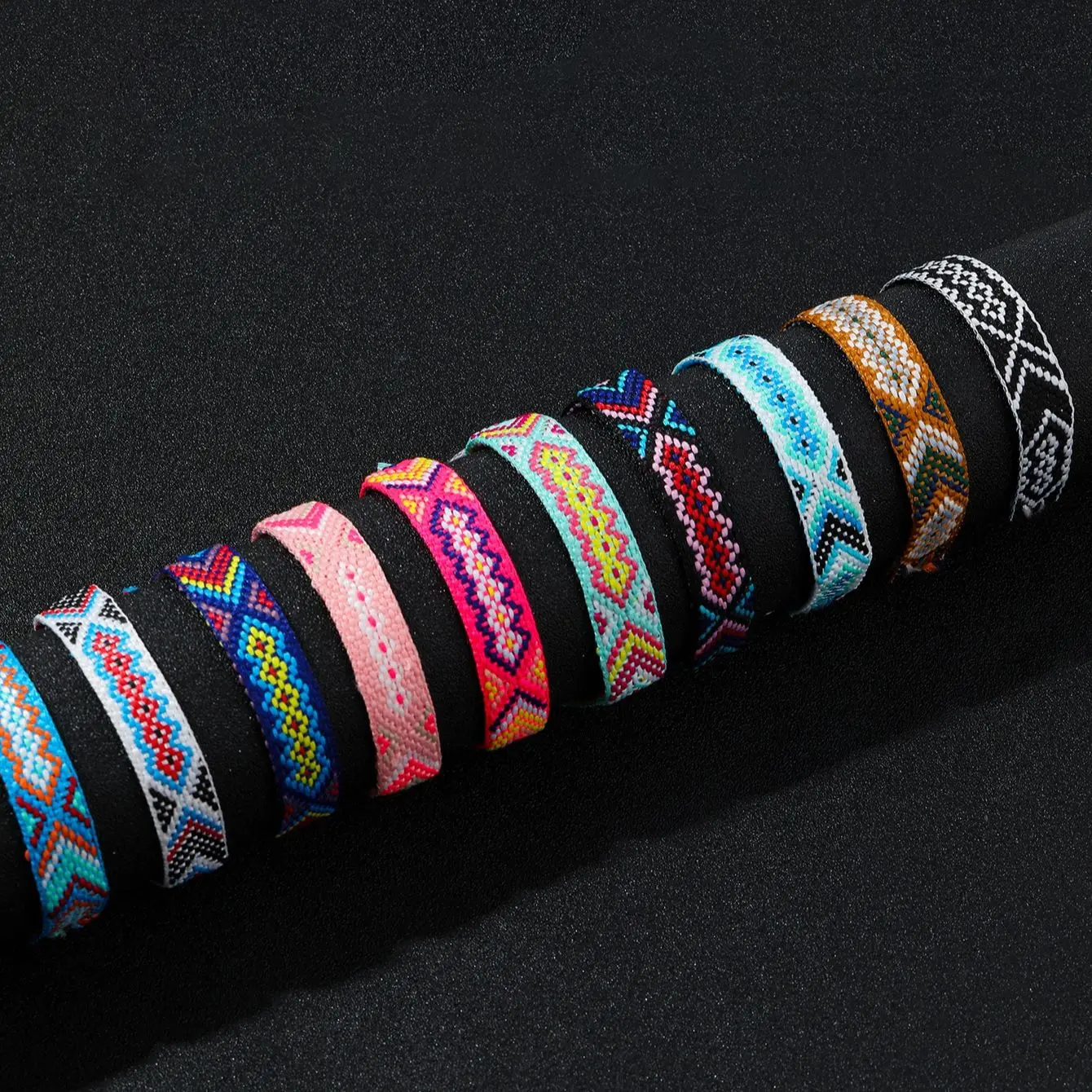 12PCS Bohemian Woven Bracelet Suite Men and Ladies Couples Can Adjust Bracelets That Can Be Adjusted