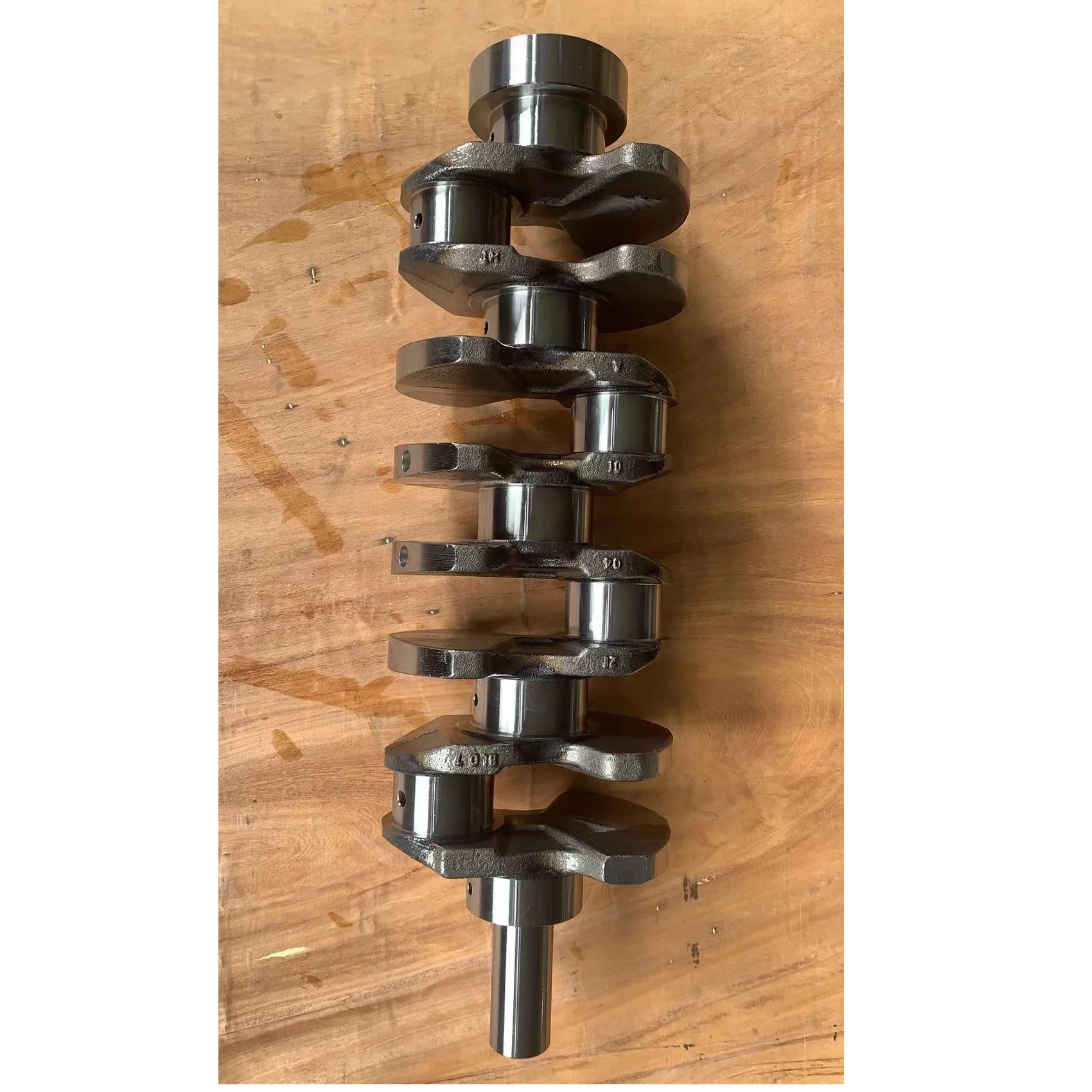 Auto parts  Forged Crankshaft D4CB  .23111-4A010    H-1 STAREX & KIA SORENTO 2.5 LTR CRDi FOR hyundai