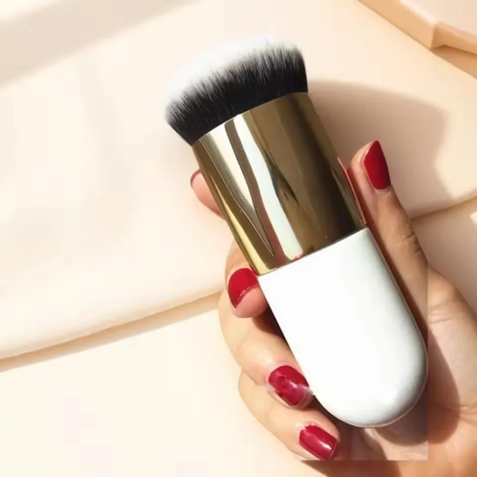 Professional Head Foundation Brush Dual-Use Liquid & Cream Applicator, Streak-Free No Mark Finish, Latex-Free Kabuki Face Brush