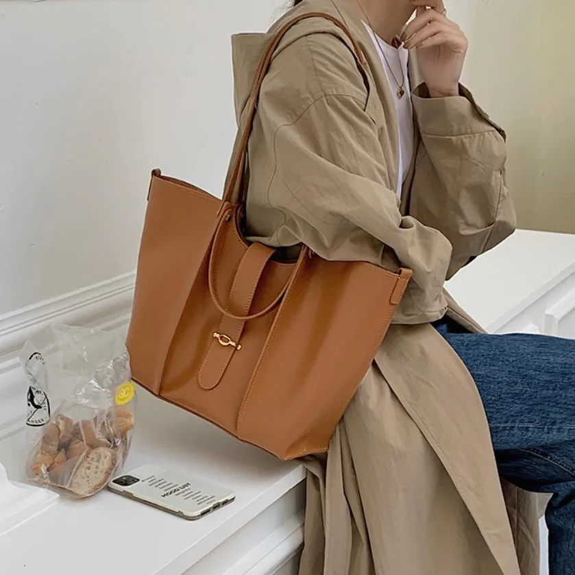 Vintage Large Capacity Soft PU Tote Bag, Minimalist Design Women Shoulder Handbag Commuter Mommy Bag With Small Pouch