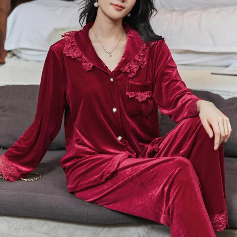 

Burgundy Velvet Female 2Pcs Pajamas Set Sleepwear Autumn Winter Velour Home Clothing Pyjama Pour Femme Loose Casual Loungewear