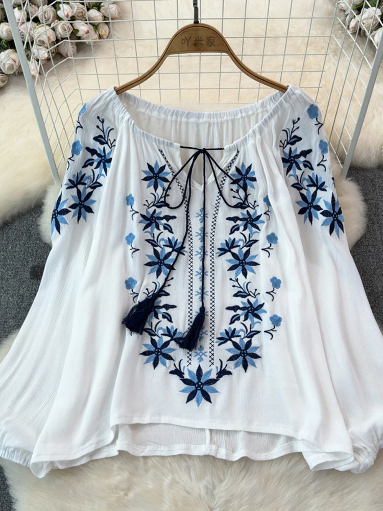 2024 Spring Autumn Ethnic Style Retro Art Blouse Loose Embroidered V-Neck Pullover Shirt Women's Casual Top A75