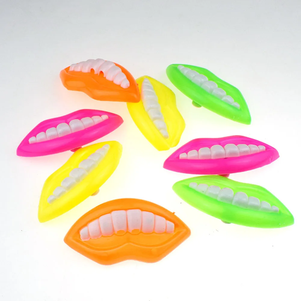 10 Pcs Novelty Funny Prank Strange Big Mouth Whistling Simulation Lips Whistling Toys Children Fun Whistling Toys Party Supplies