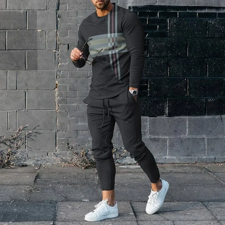 

Men's Oversize Casual Set: Boasts vibrant bold graffiti print to catch eyes, offering short sleeve and seven-quarter sleeve tops