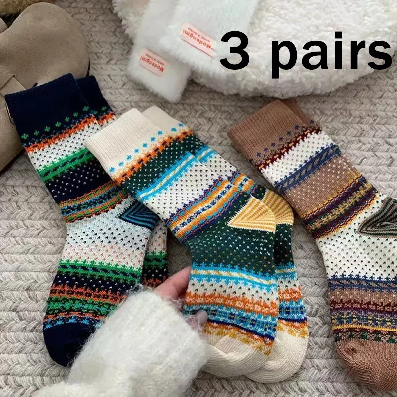 

3 Pairs Vintage Colored Printed Socks Women 2025 Winter Comfort Soft Cotton Christmas Socks Retro Ethnic Style Stockings Unisex