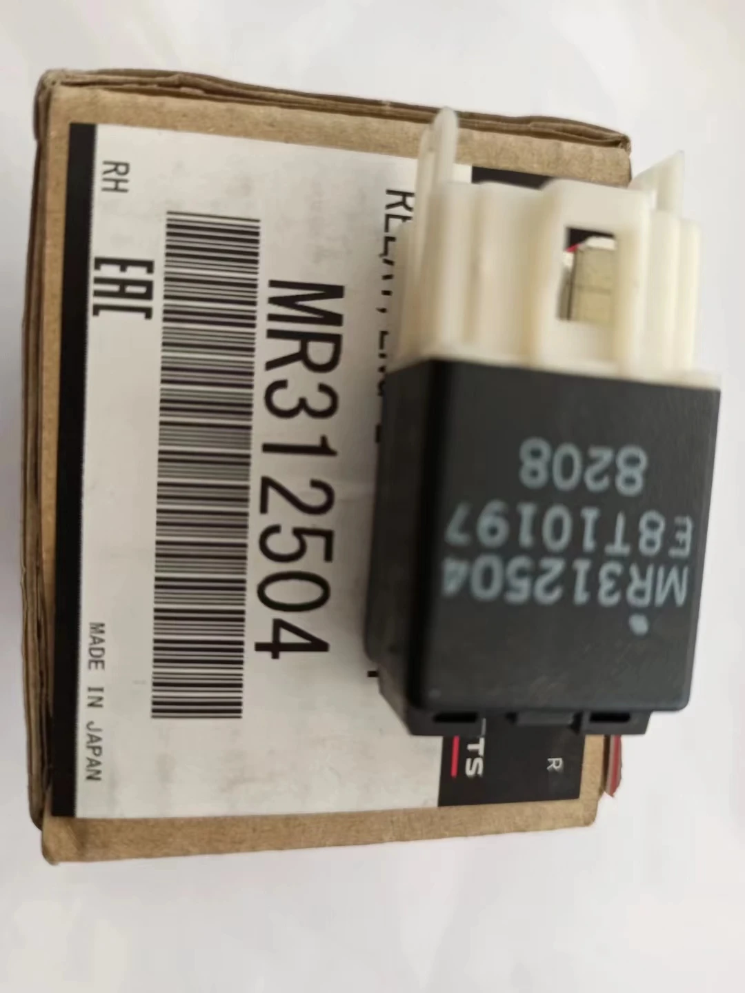 Engine Control Relay For Mitsubishi Pajero Shogun MK3 3.2 DID 2000-2006 MR312504 E8T10197