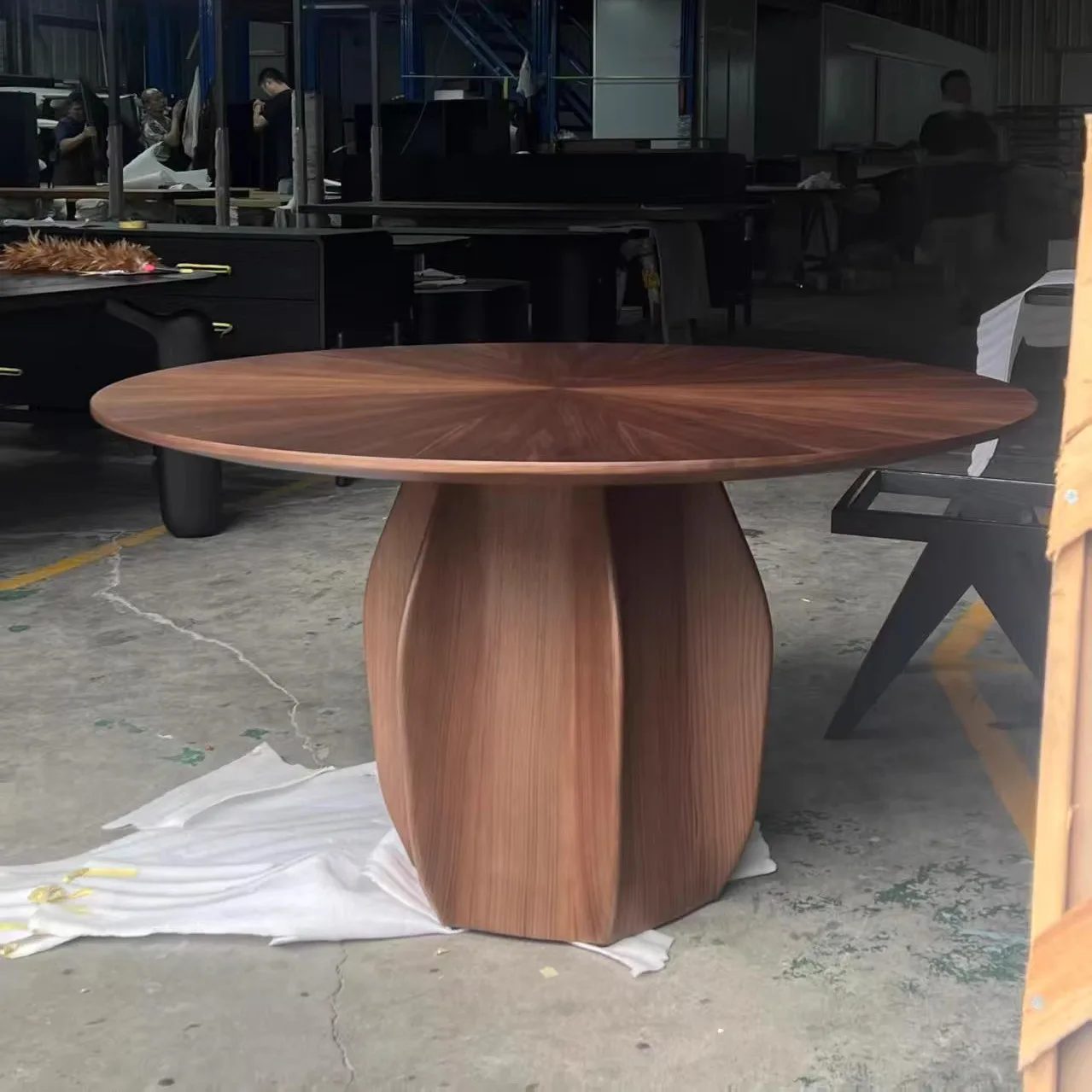 bnMid-Century Minimalist Solid Oak Dining Table Wabi-Sabi Style Large Circle Conference Desk for Restaurants & Festivals#