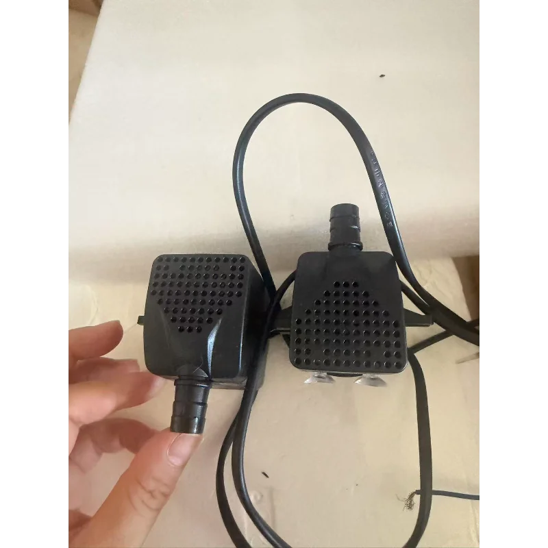 DYH-8 Submersible Pump Cold Fan Water Pump 220V/240V Universal Type 8W H1.2M 300L/h 50Hz Air Conditioning Fan Submersible Pump