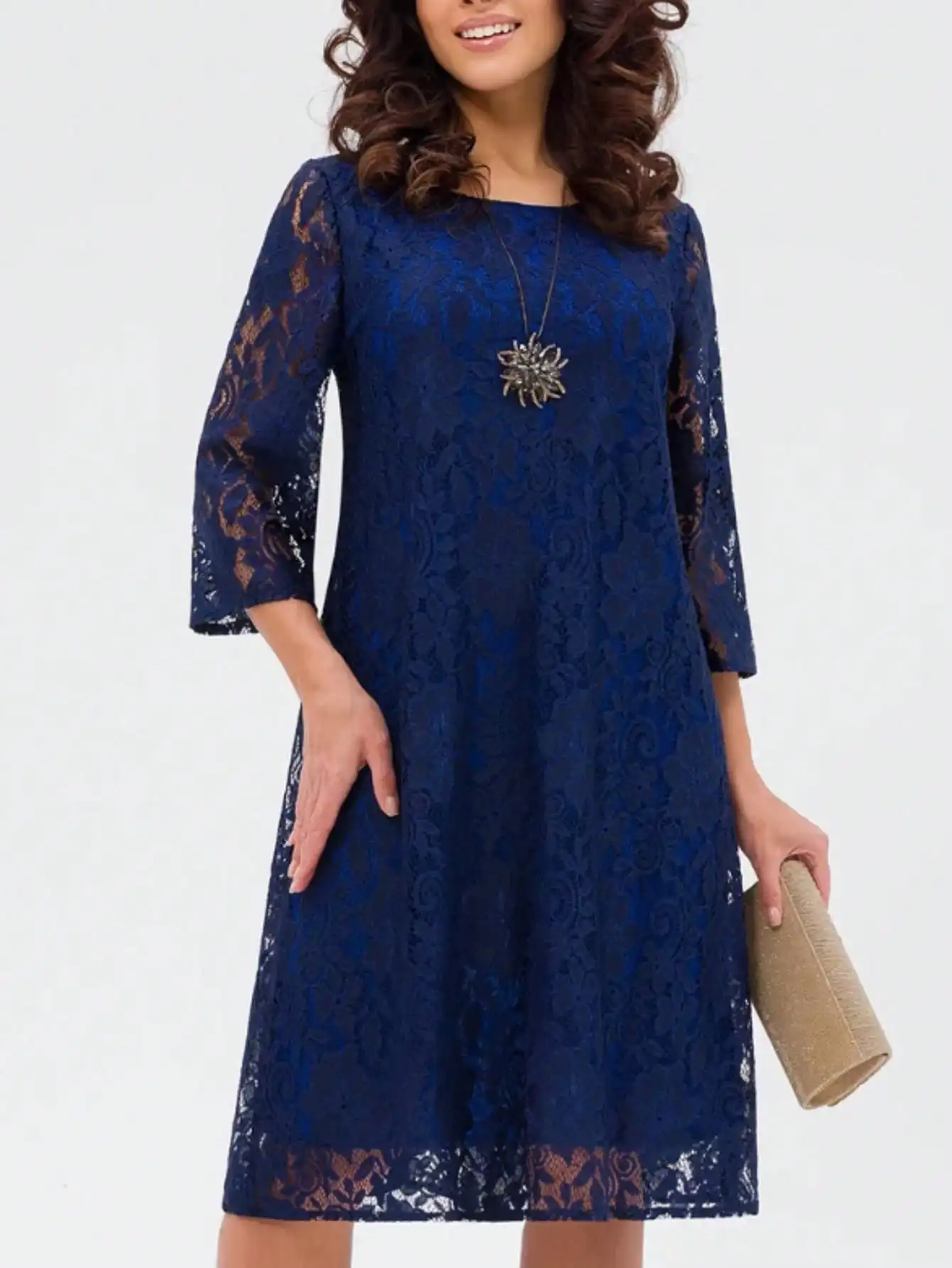

Темно-синее кружевное платье А-силуэта с рукавами 3/4 для вечернего торжества