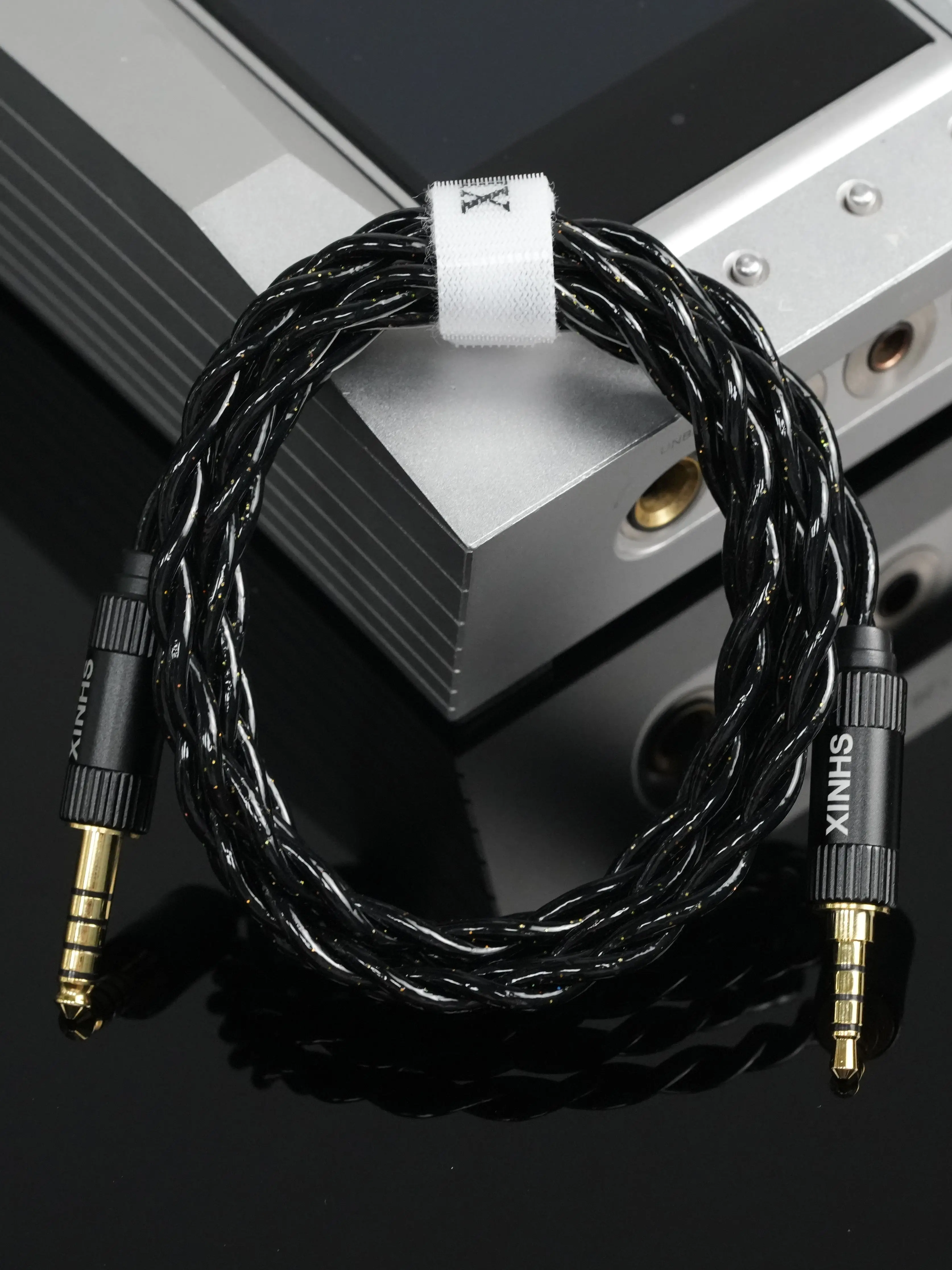 XINHS-124 Zbalansowany przedłużacz audio 4,4 mm do zbalansowanego 3,5 mm z 2-metrowym adapterem odpowiedni dla Audeze MM-100、Hifiman HE R9 — zdjęcie produktu 7