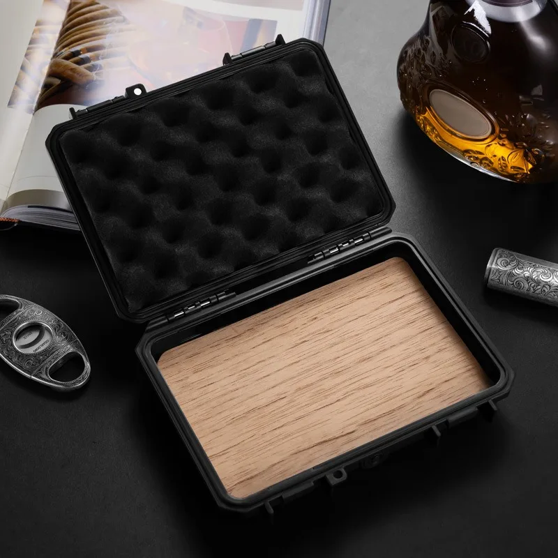 Classic Travel Portable Cigar Humidor W Cedar Wood Chip Waterproof Storage Box Cigar Accessories