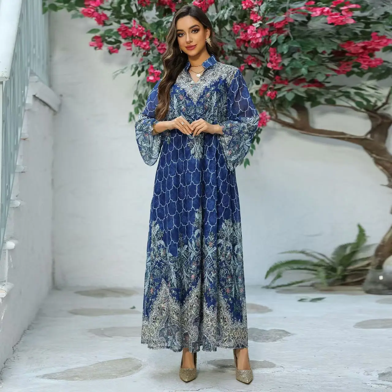 Faionable bestickte bedruckte Robe Dr. Langer A-Linien-Rock Hohe Taille V-Ne Sommersaison Pflanzenblumenmuster Damen Dr