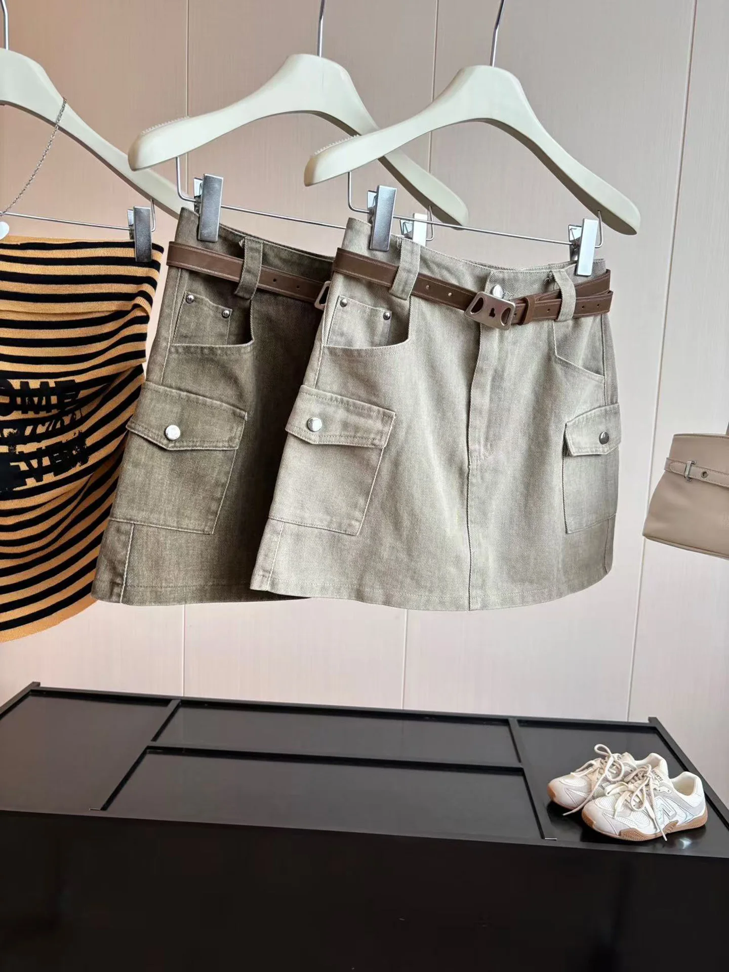Fall 2026 High Waist American Casual Youthful Workwear Style Multi-Pocket Washed Denim  Skirt A-Line Skirt for Women