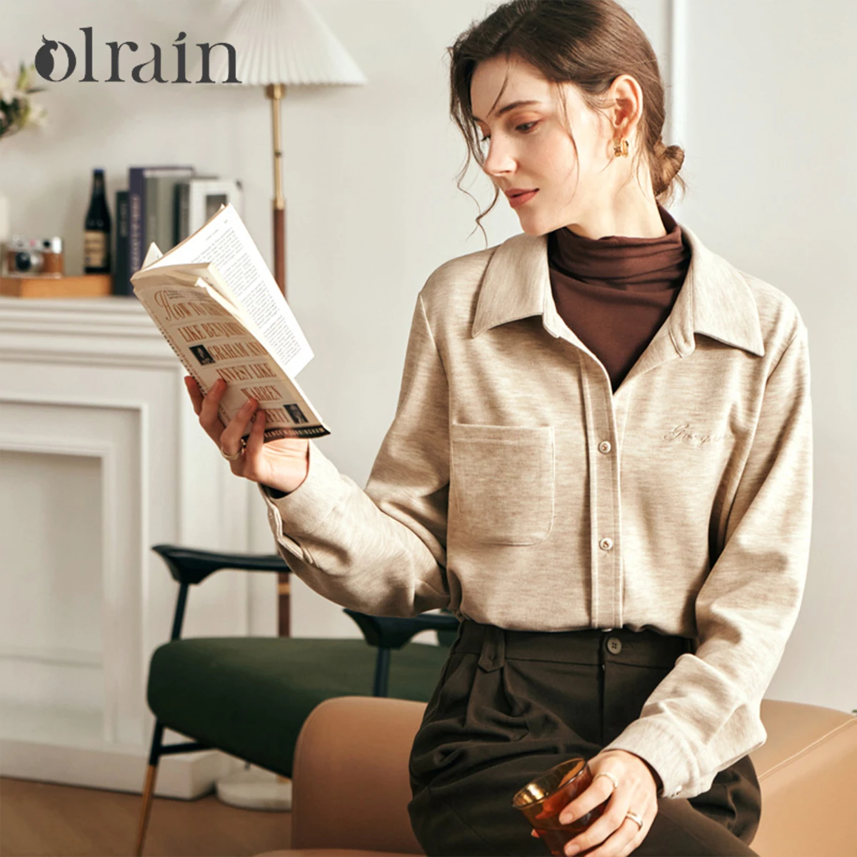 

OLrain Elegant Woman Knitted Shirt Letter Embroider Casual Shirts Autumn 2025 Straight Turn-down Neck Long Sleeve Top O23DC85965