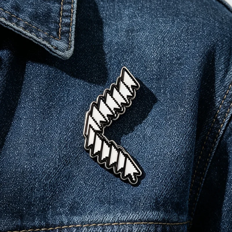 Retro Computer Mouse Cursor Enamel Pin Pixel Pointer Arrow Brooch Creative Geek Tech Badge Gift for Programmer Friends